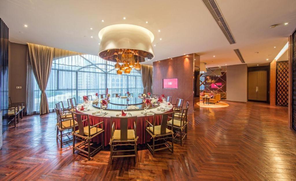 Maison New Century Hotel Dongguan Dongguan  Buitenkant foto