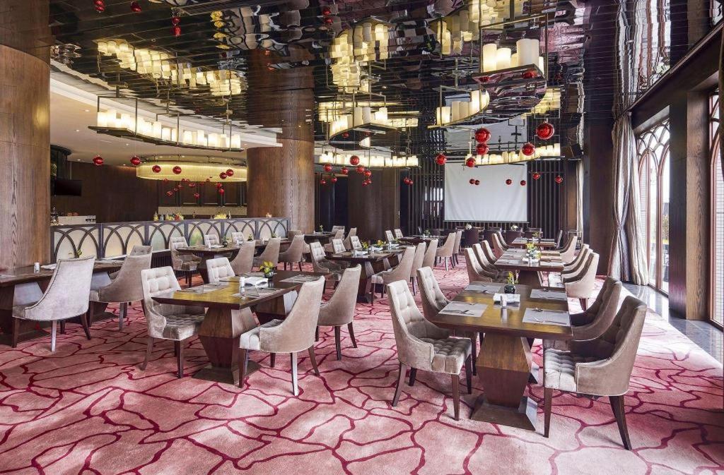Maison New Century Hotel Dongguan Dongguan  Buitenkant foto