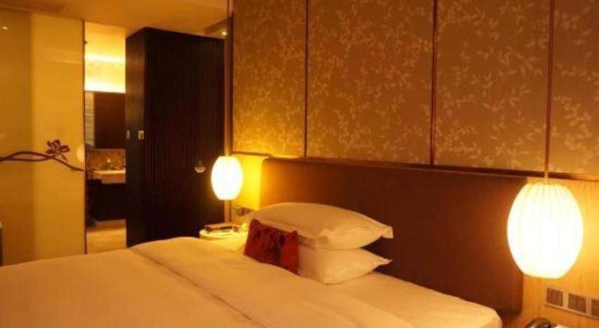 Maison New Century Hotel Dongguan Dongguan  Buitenkant foto