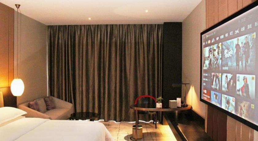 Maison New Century Hotel Dongguan Dongguan  Buitenkant foto